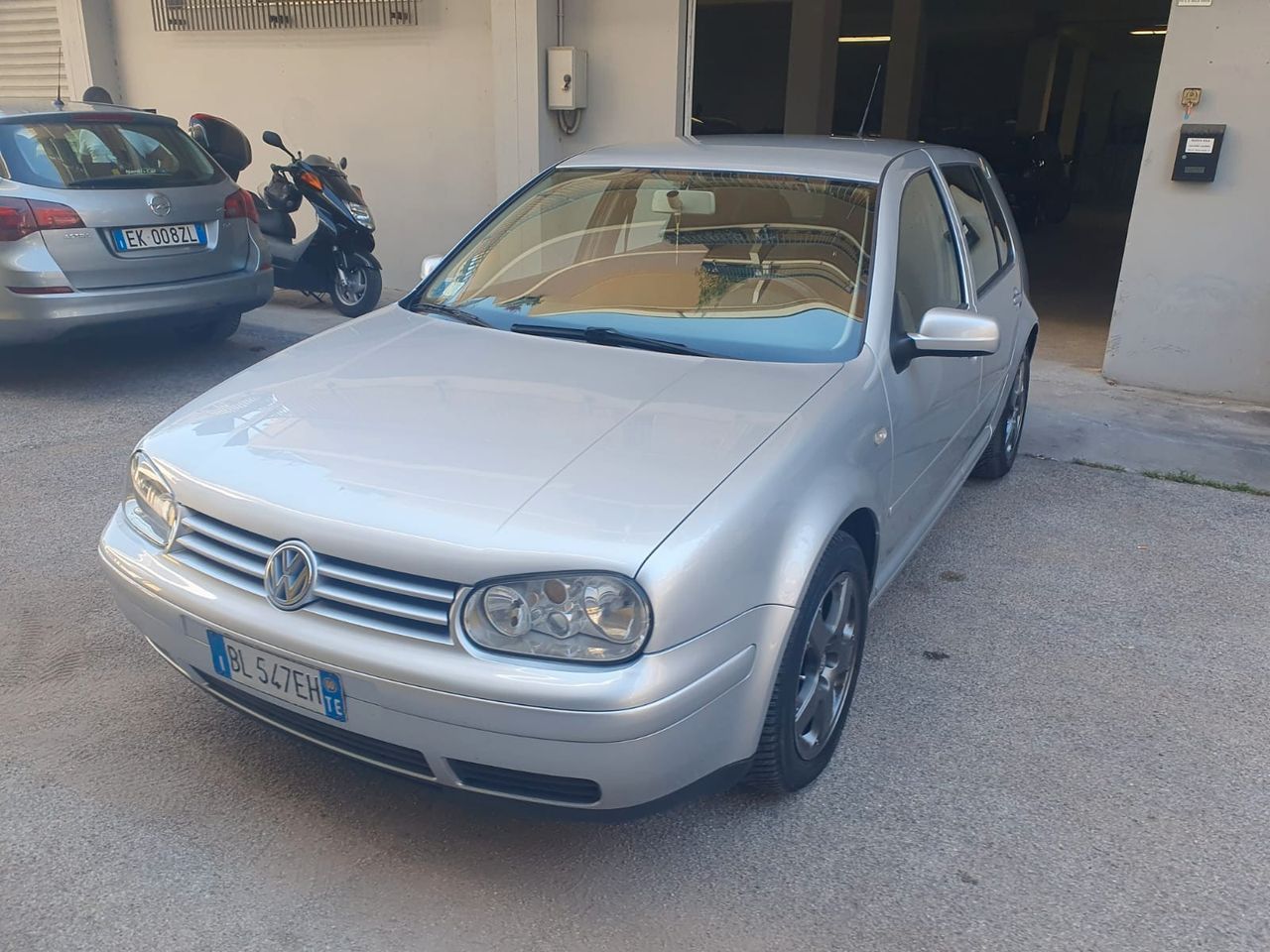 Volkswagen Golf 1.9 TDI/110 CV cat 5p. Comfortline