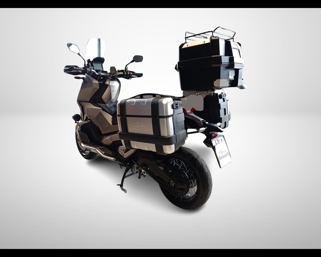 Honda X-ADV 750 - ABS DCT