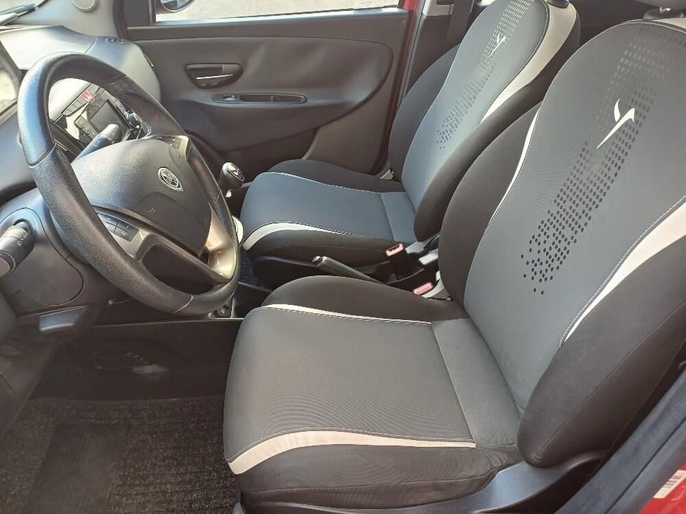 Lancia Ypsilon 1.200 Silver Km 66.000
