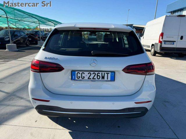 MERCEDES-BENZ B 180 D 116cv Auto Business Extra - GG226WT