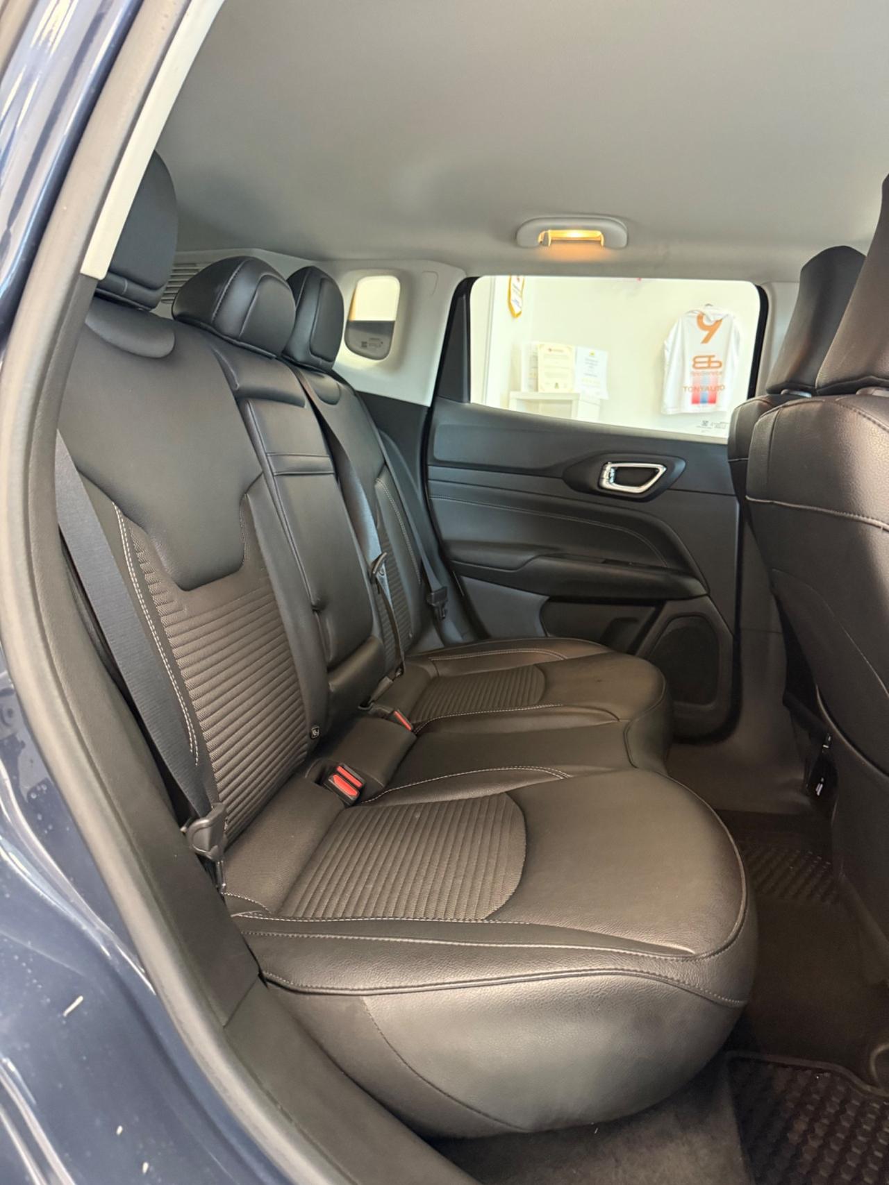 Jeep Compass 1.6 mjt Limited 130cv NAVIGATORE,TELECAMERA,FARI LED, APPLE CARPLAY,AZIENDALE ITALIA