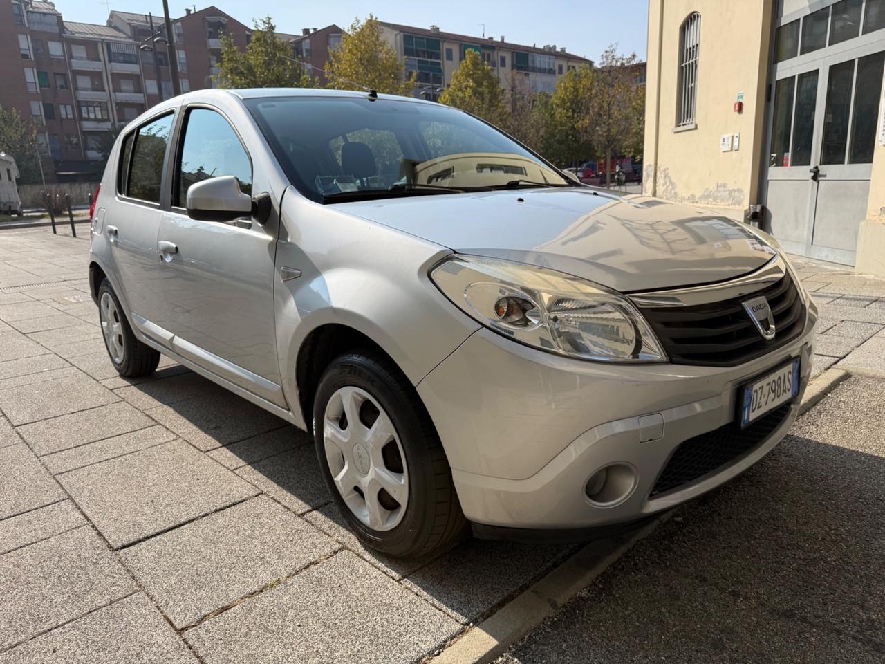 Dacia Sandero 1.4 8V GPL Lauréate