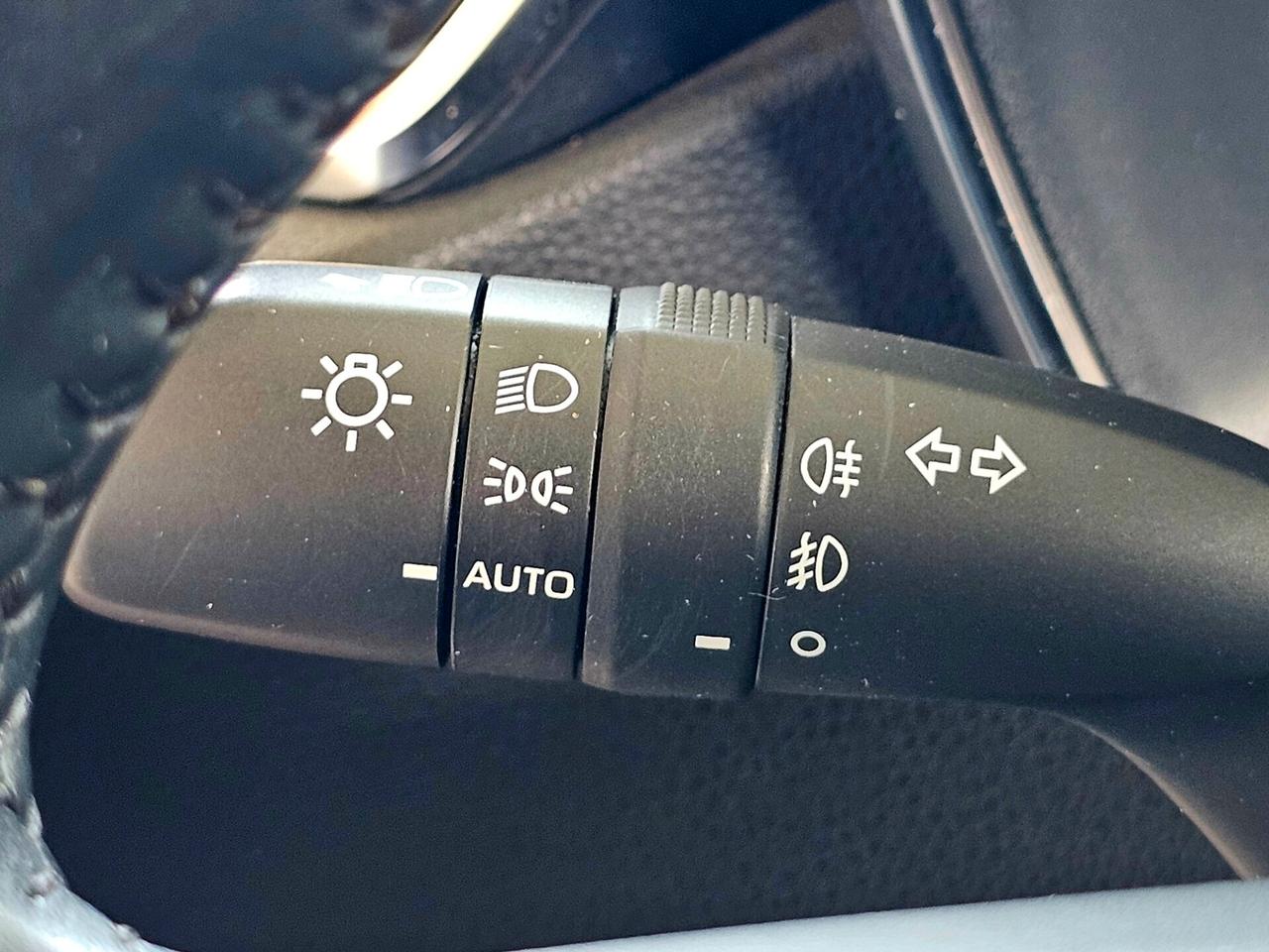 Toyota Corolla Touring Sports 1.8 Hybrid Business Tech