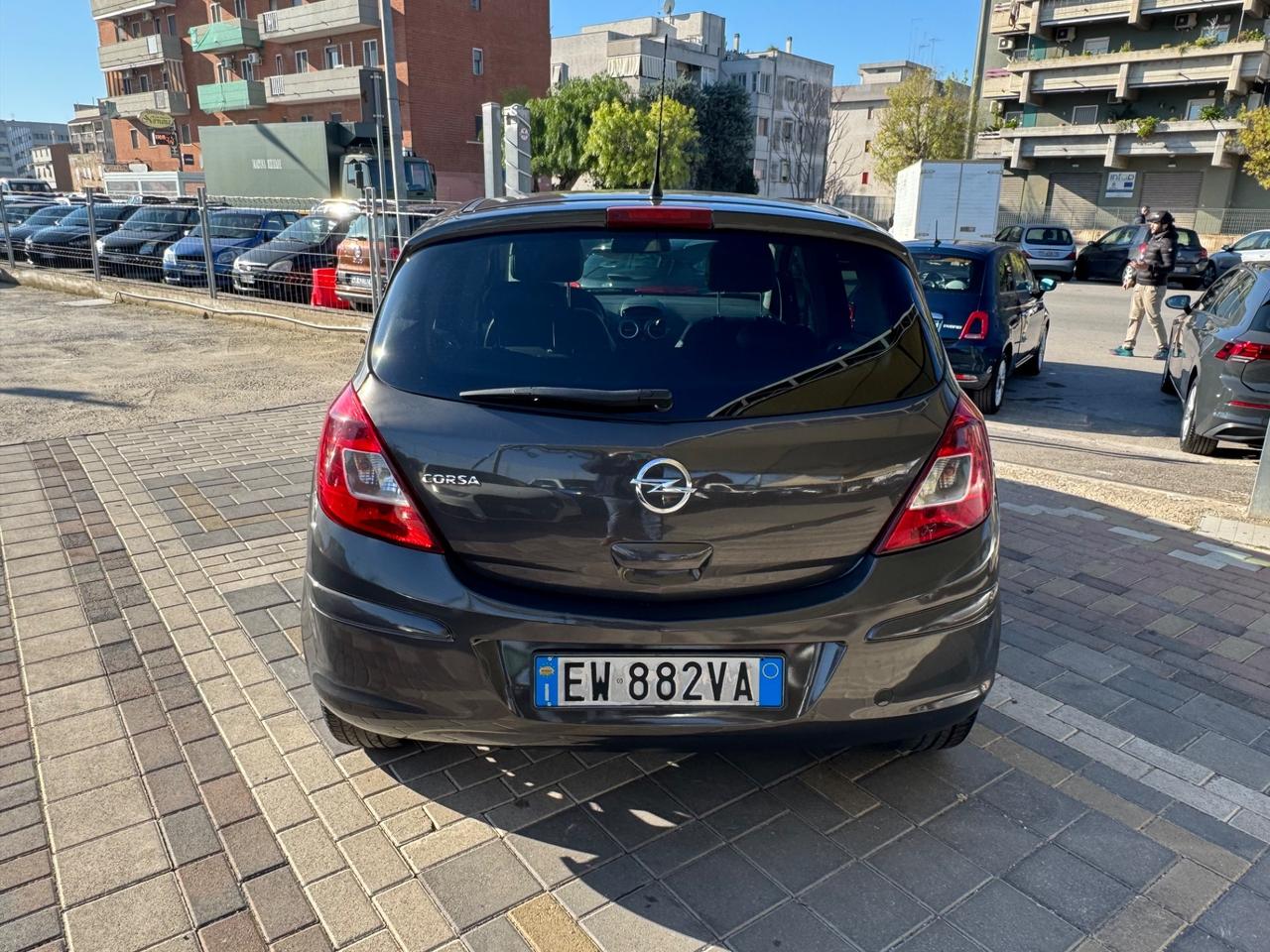 Opel Corsa 1.2 85CV 5 porte GPL-TECH Edition