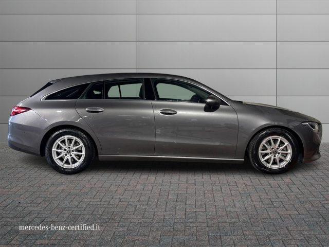 MERCEDES-BENZ CLA 200 d Automatic Shooting Brake Executive