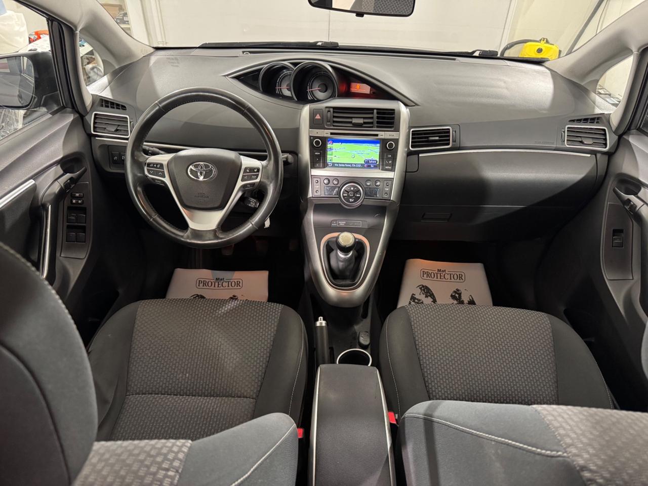 Toyota Verso 2.0 D Active 7 posti TAGLIANDI CERTIFICATI TOYOTA