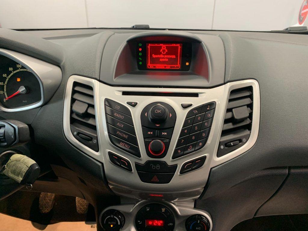 Ford Fiesta 1.4 Diesel 5 Porte Titanium