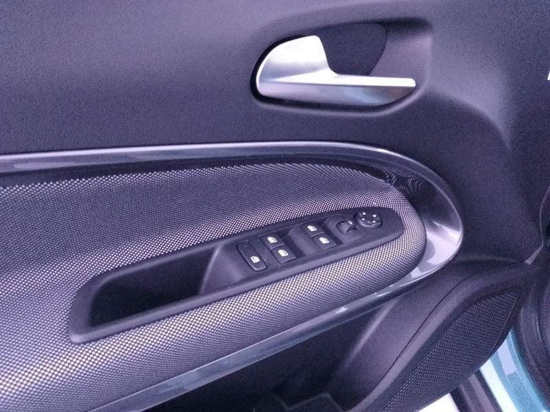 FIAT 600 1.2 hybrid Icon 145cv auto