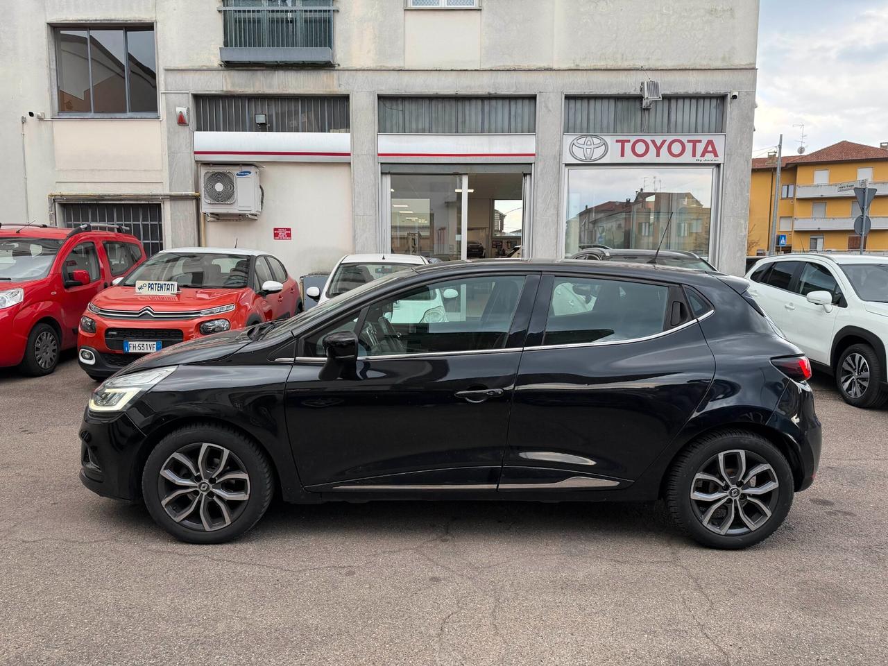 Renault Clio TCe 12V 90CV Start&Stop NEOPATENTATI