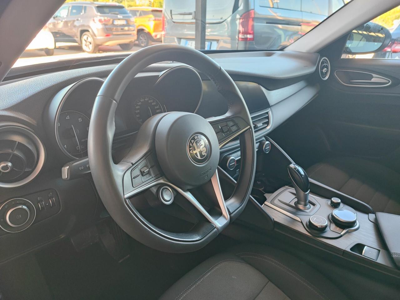 Alfa Romeo Giulia 2.2 Turbodiesel 136 CV AT8