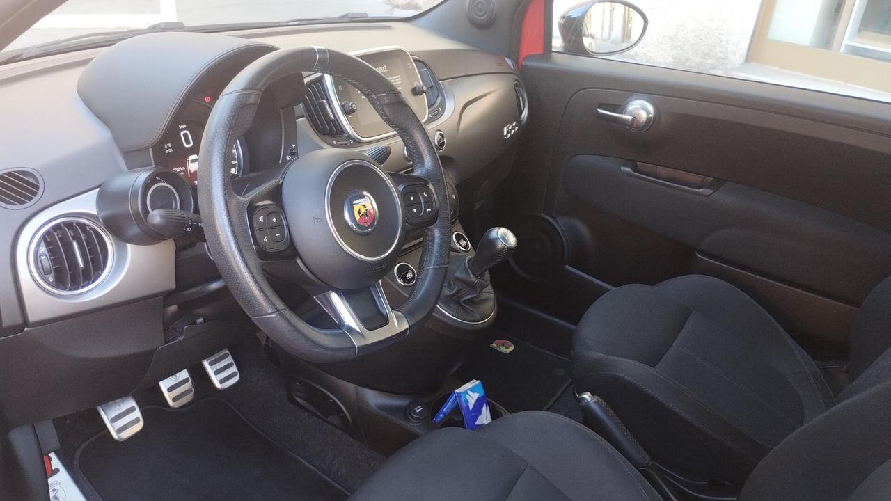 Abarth 595 1.4 Turbo T-Jet 160 CV Pista