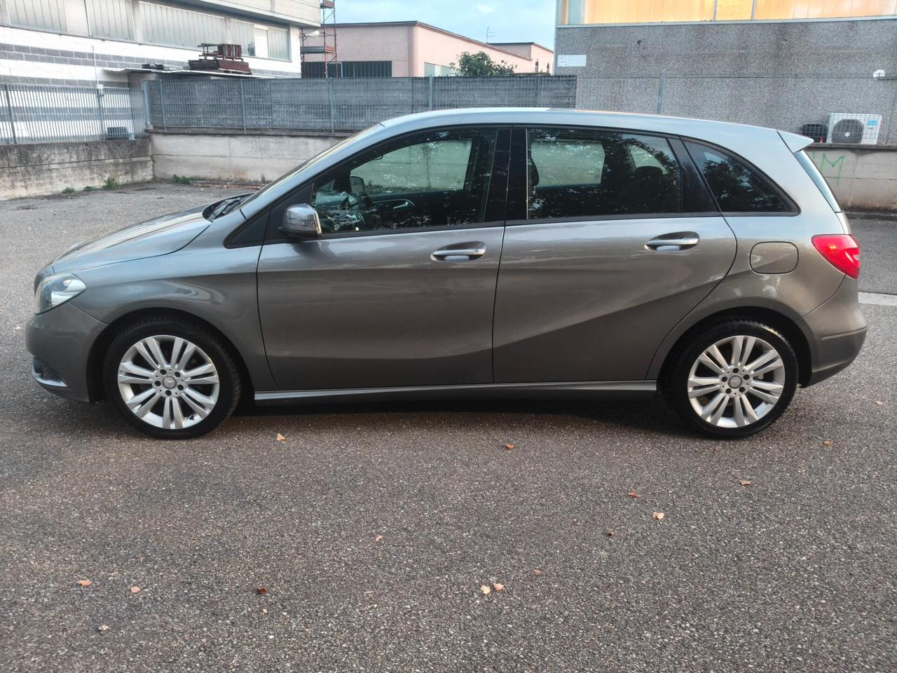 Mercedes B 180 CDI 14 SOLO 132.000 KM