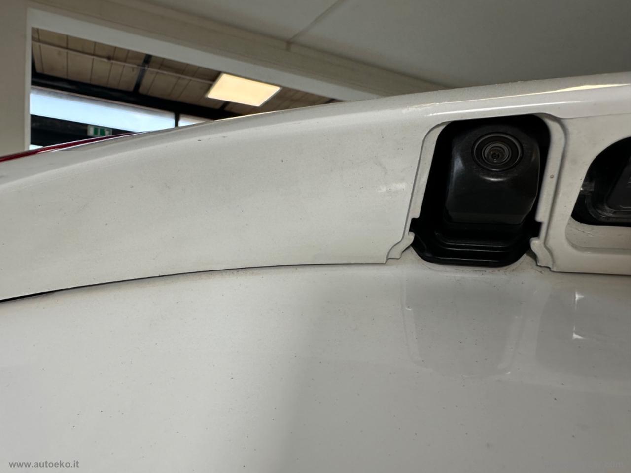 TOYOTA Yaris 1.5 Hybrid 5p. Trend White Ed. DANNI GRANDINE