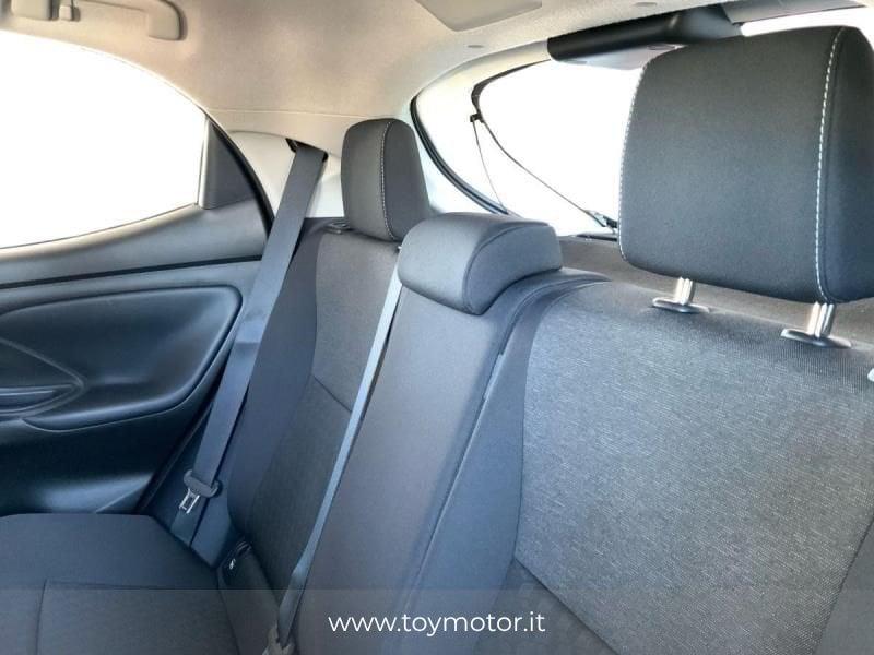 Toyota Yaris 4ª serie 1.5 Hybrid 5 porte Trend