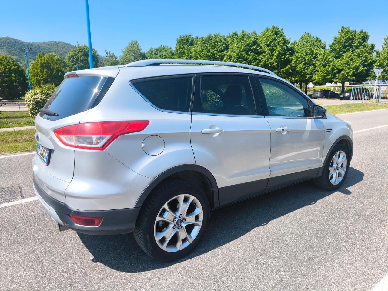 FORD KUGA 2,0 TDCI 4X4- TITANIUM-CAMBIO AUTOMATICO