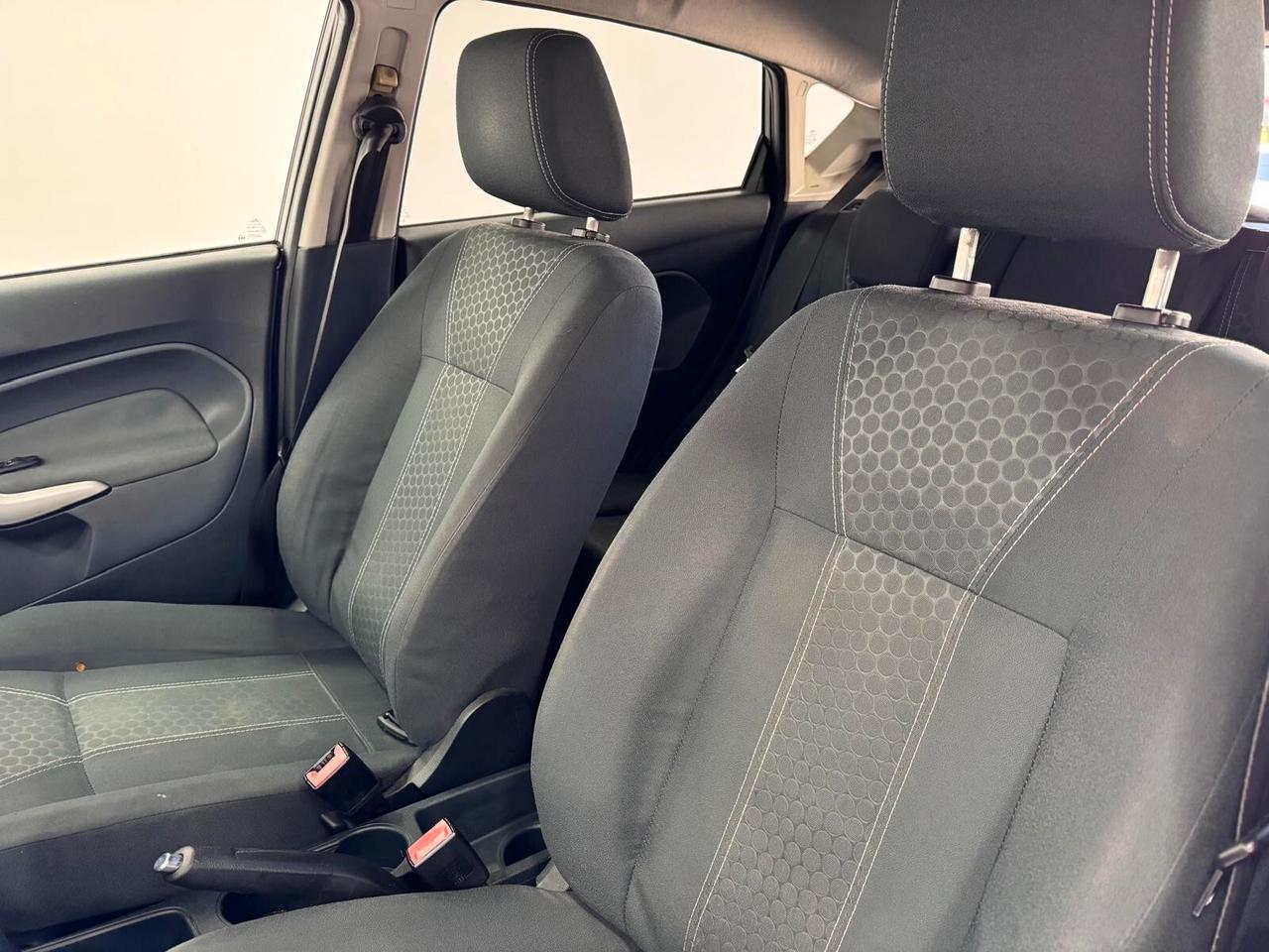Ford Fiesta 1.6 TDCi 95 CV 5p. Titanium