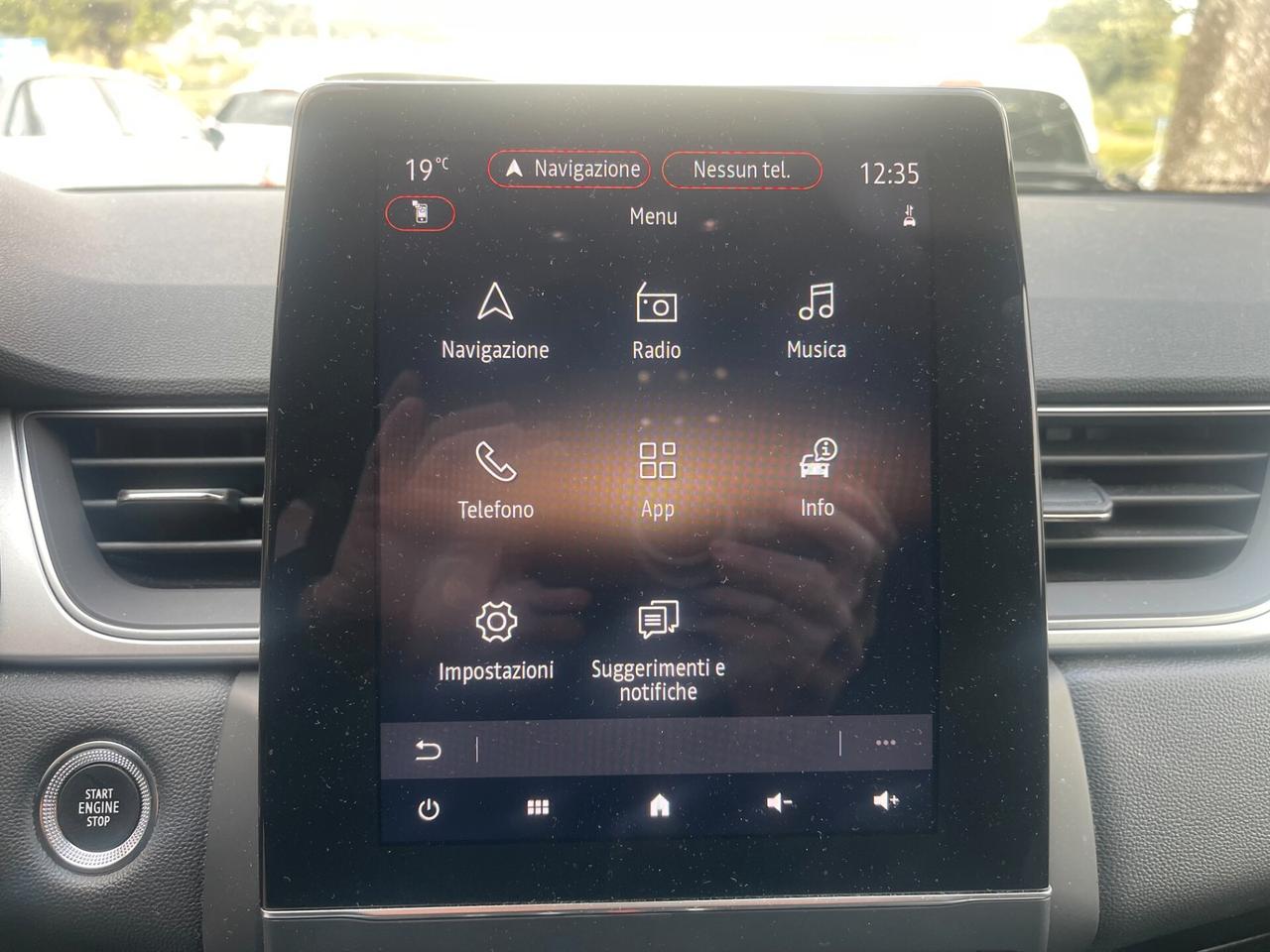 Renault Captur 1.6 E-TECH HYBRID NEO PATENTATI