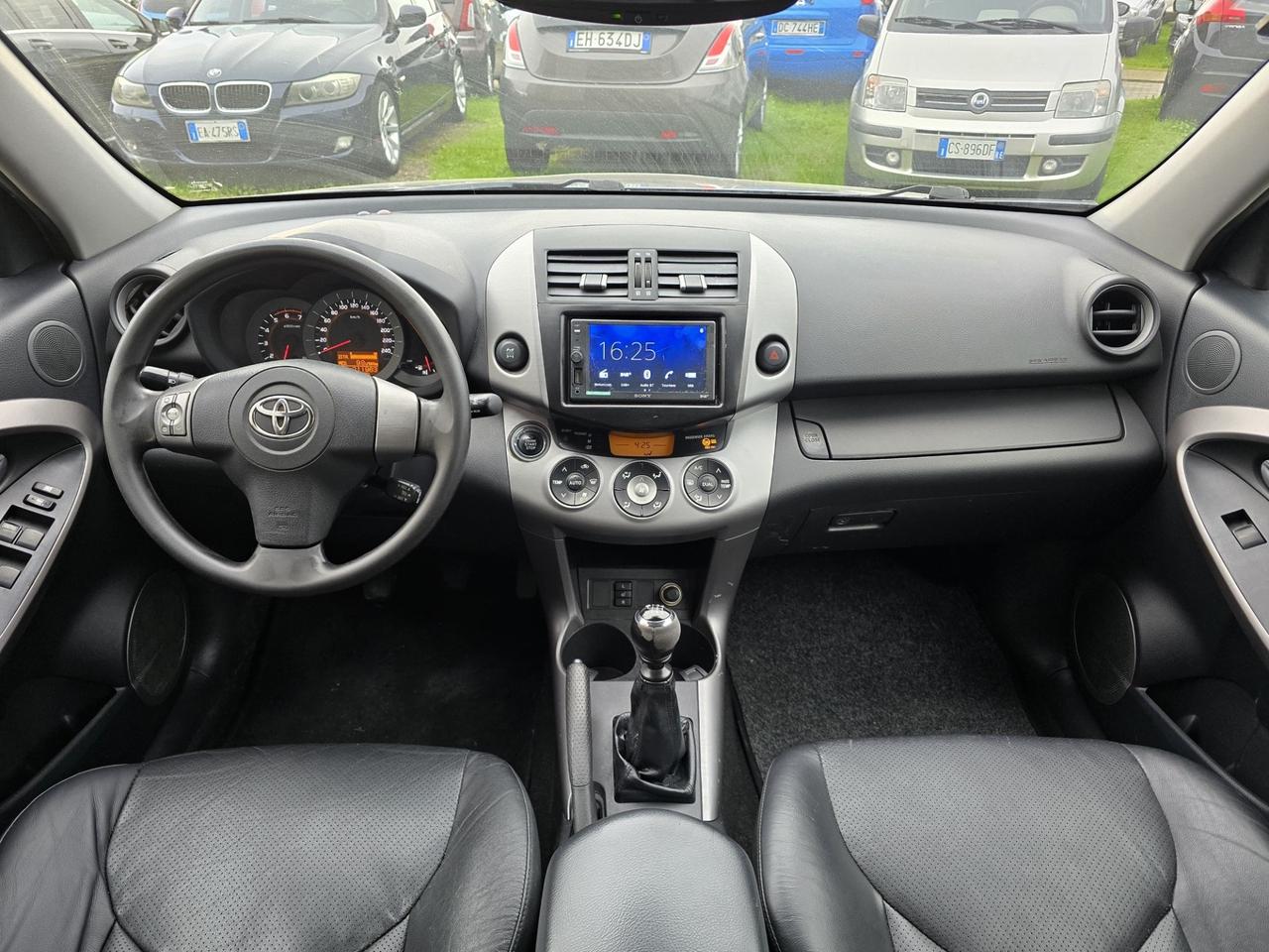 Toyota RAV 4 RAV4 2.2 D-4D 177 CV Luxury