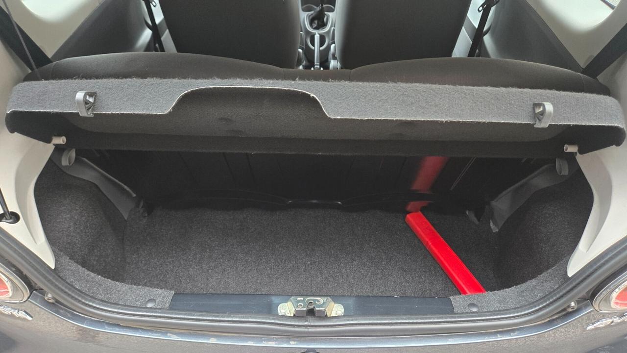 Toyota Aygo 1.0 12V VVT-i 3 porte Now Connect