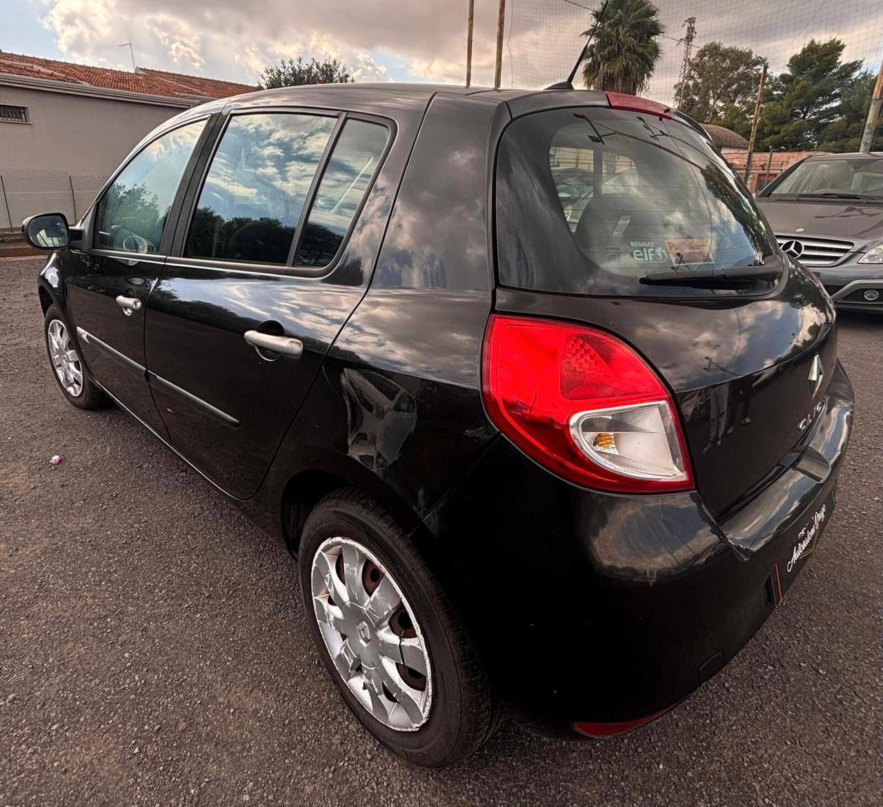 Renault Clio 1.2 16V 5 porte Luxe