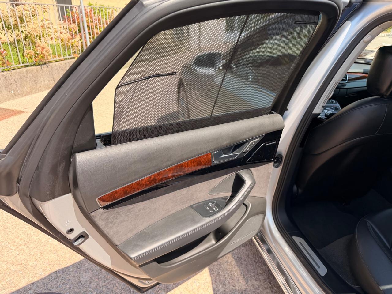 AUDI A8 4.2 V8 FSI quattro KM 113mila tetto frigo consolato ITA