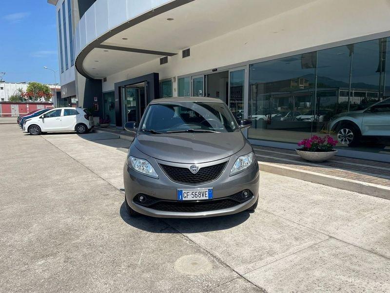Lancia Ypsilon 1.0 FireFly 5 porte S&S Hybrid Gold