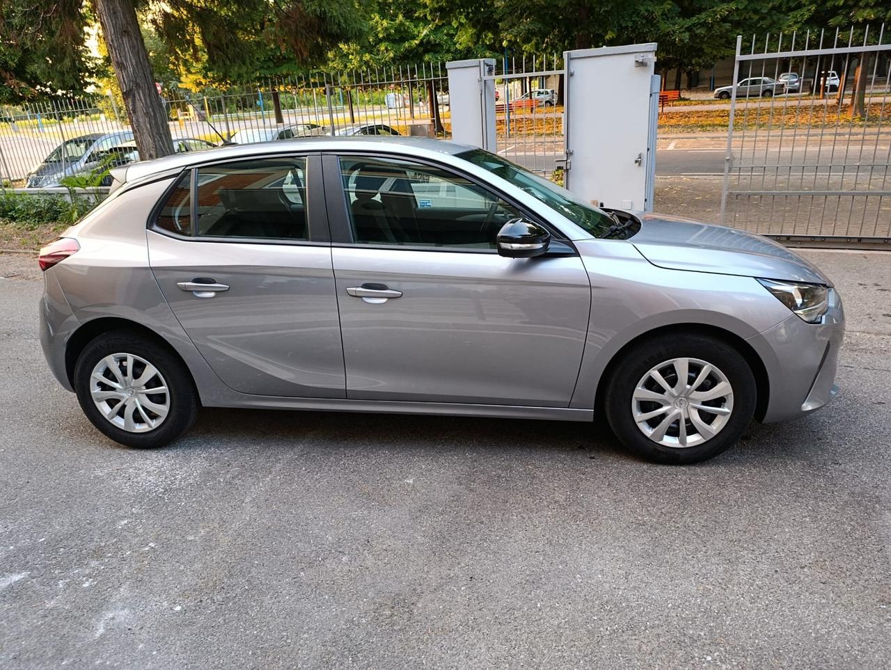 Opel Corsa 1.2 Elegance - NEOPATENTATI - GARANZIA 24 mesi
