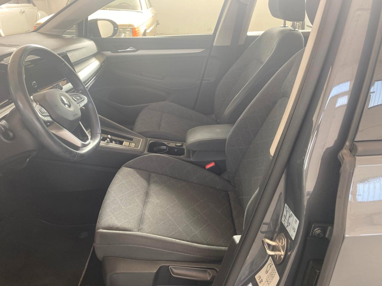 Volkswagen Golf 1.5 TGI DSG Life