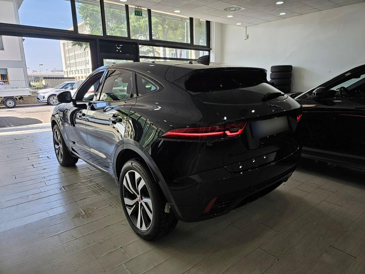 Jaguar E-Pace R-Dynamic SE Navi Camera Tetto C.20" LED BlackPack