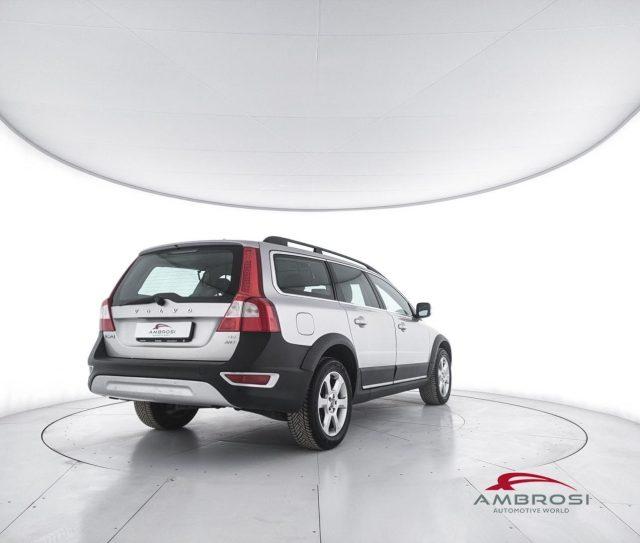 VOLVO XC70 2.4 D5 20V (185CV) cat AWD Momentum - PER OPERATOR