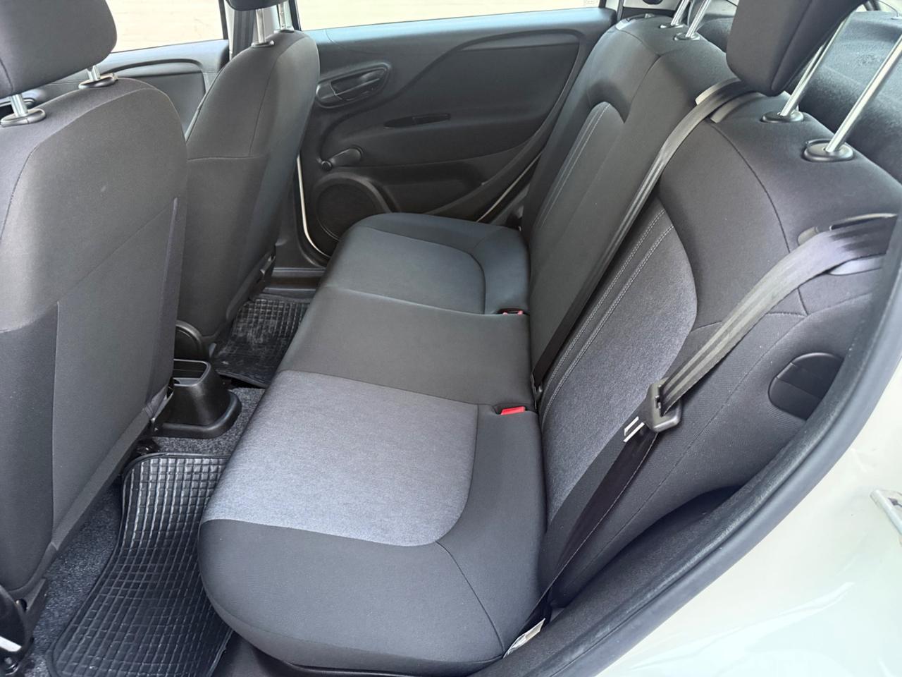 Fiat Punto 1.2benzina 8V 5 porte - 2016