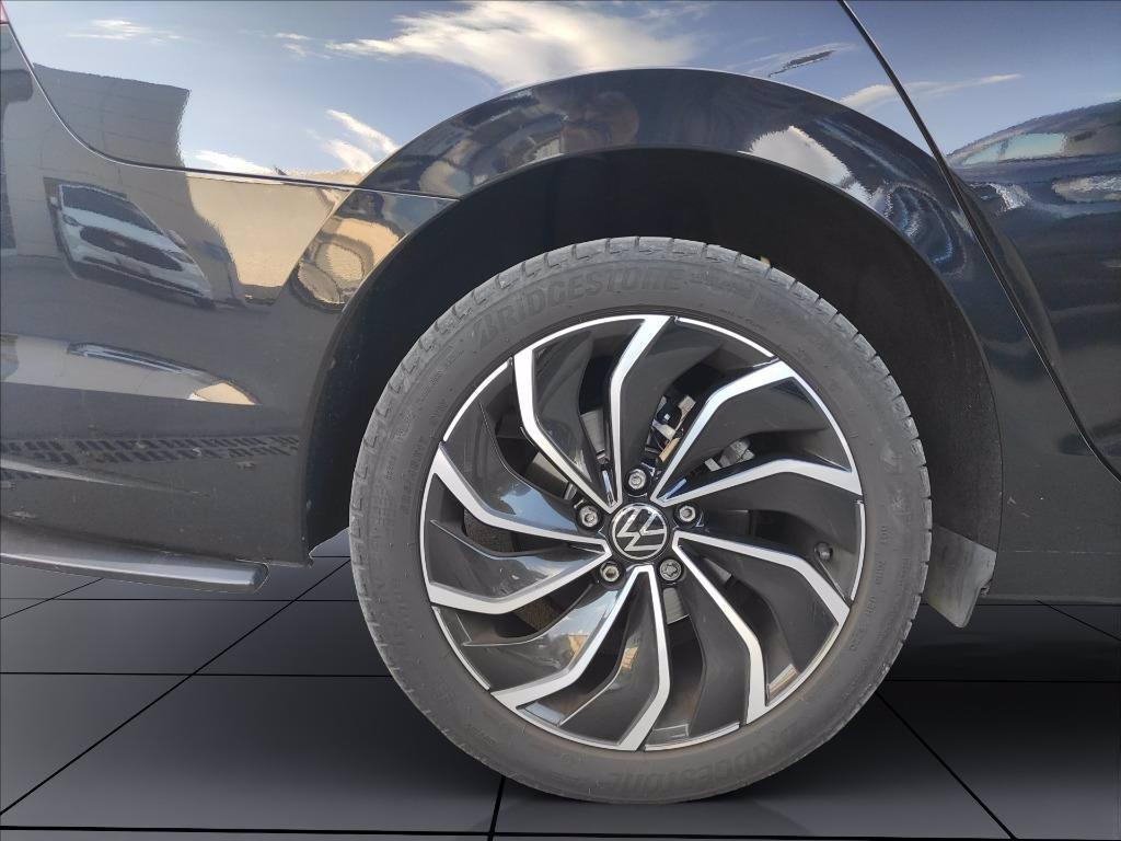 VOLKSWAGEN Golf Variant 1.5 tsi evo Life 130cv del 2021