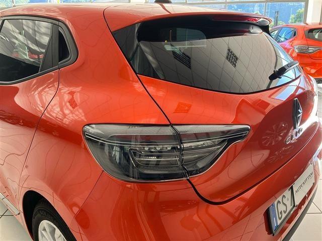 RENAULT Clio 1.6 E-Tech full hybrid Evolution 145cv