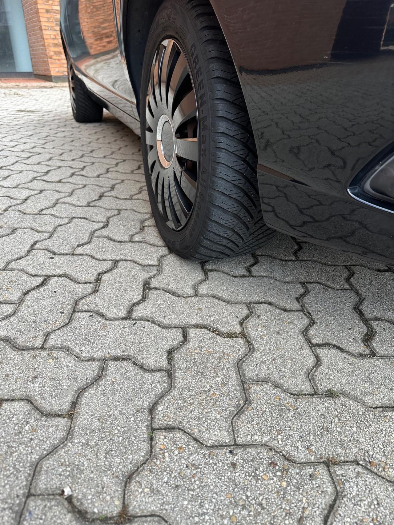 Lancia Ypsilon 1.2 Platino