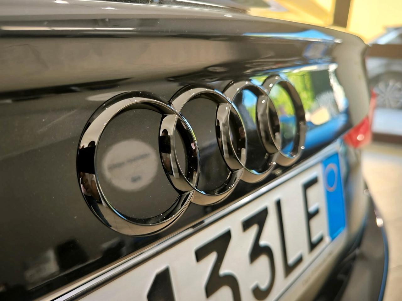 Audi Q3 SPB 35 TDI S tronic S line edition Identity Black