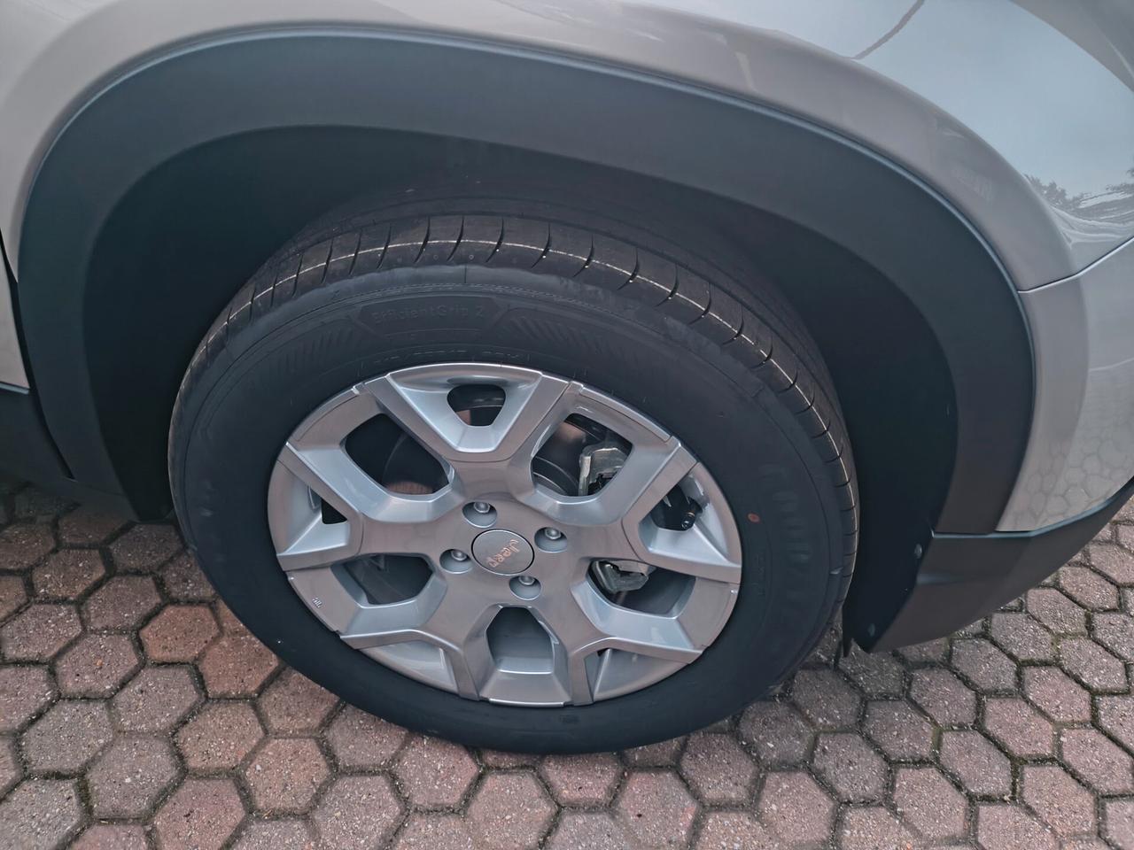 Jeep Avenger 1.2 Turbo 100 CV Tech e Sky