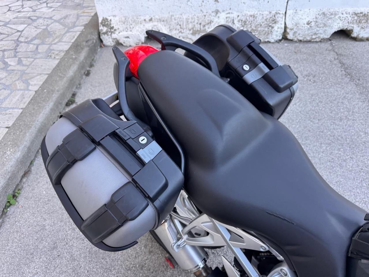 BMW K 1200 R *1157*163CV*SCARICO SPORTIVO LEOVINCE OMOLOGATO*SCARICO ORIGINALE*