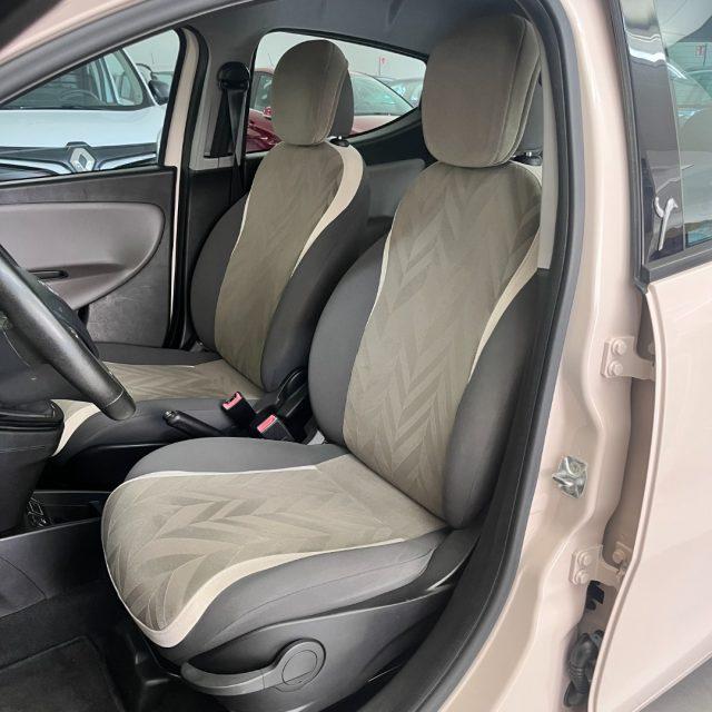 LANCIA Ypsilon 1.2 69 CV 5 porte Gold