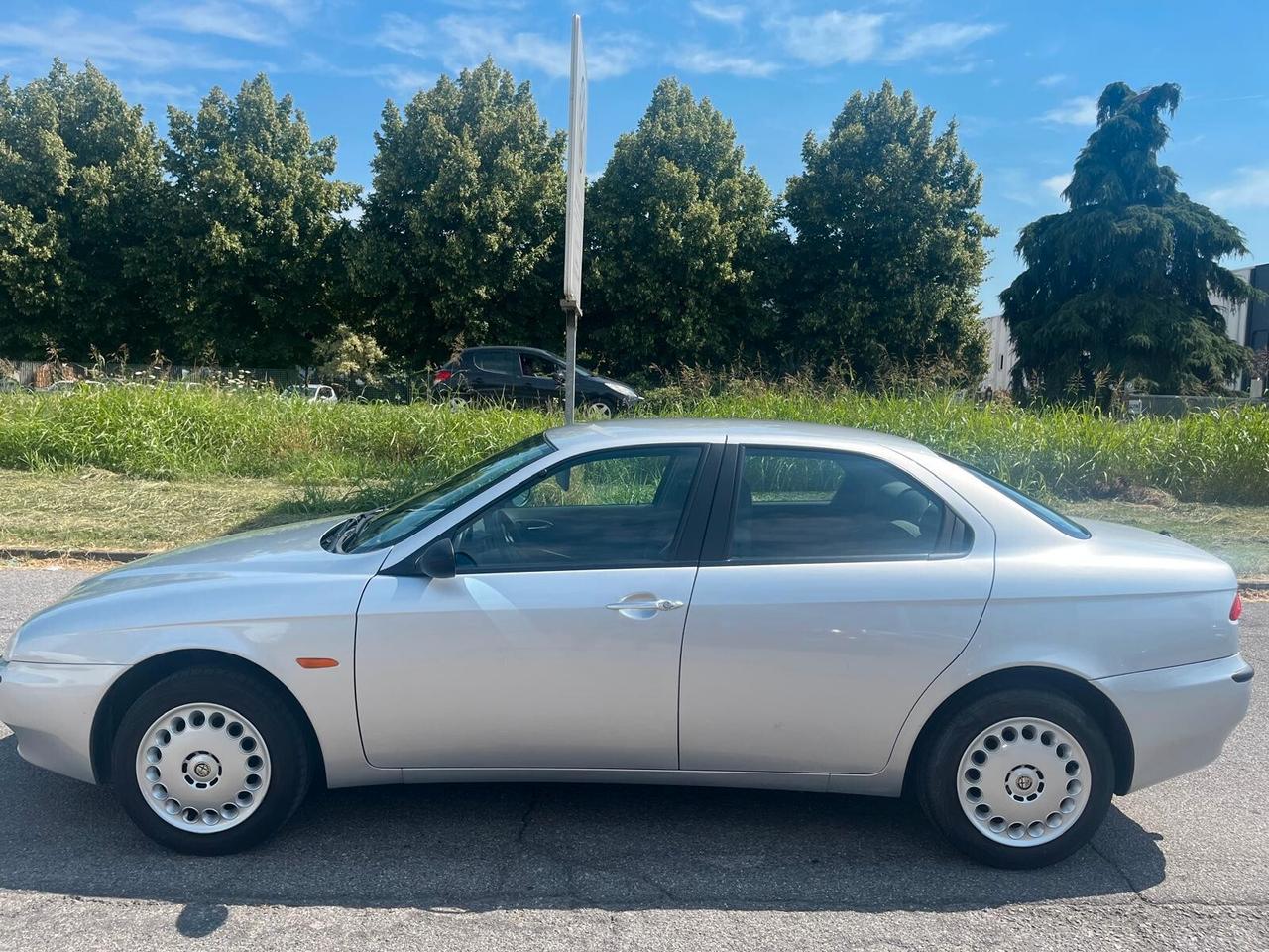 Alfa Romeo 156 1.6i 16V Twin Spark cat Distinctive