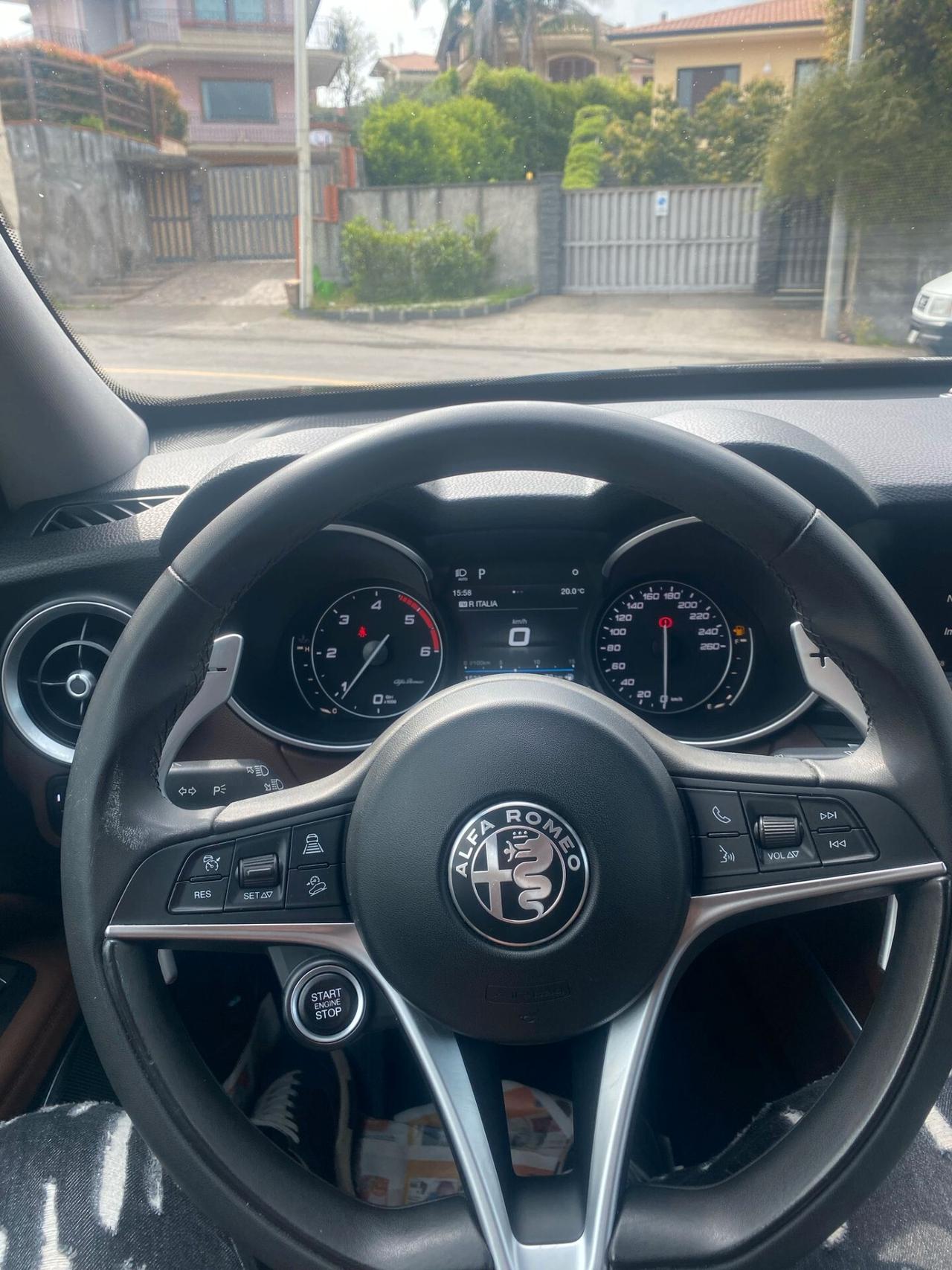 Alfa Romeo Stelvio 2.2 Turbodiesel 210 CV AT8 Q4 B-Tech