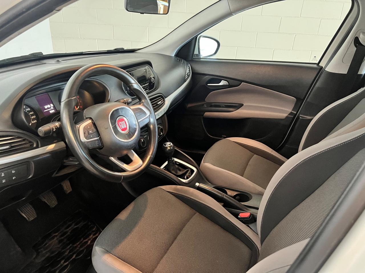 Fiat Tipo 1.4 4 porte Easy