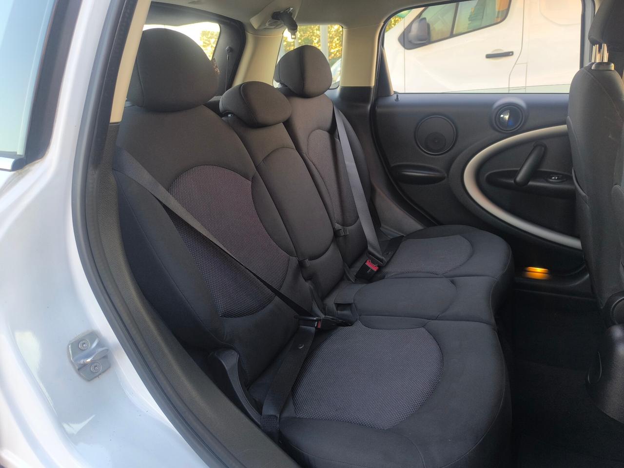 MINI COUNTRYMAN 1.6 DIESEL 90cv 05/2013 BICOLORE