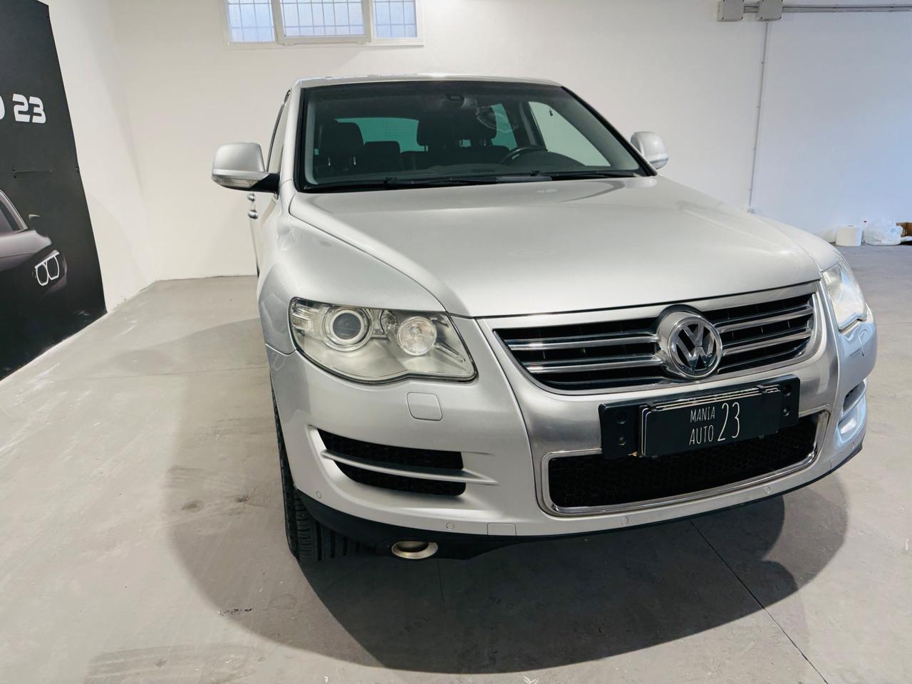 Volkswagen Touareg 3.0/240CV V6 TDI DPF tip. Executive