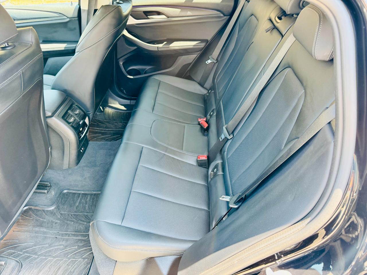 BMW X4 xDrive20d 2023 LED/RetroCam/CarPlay