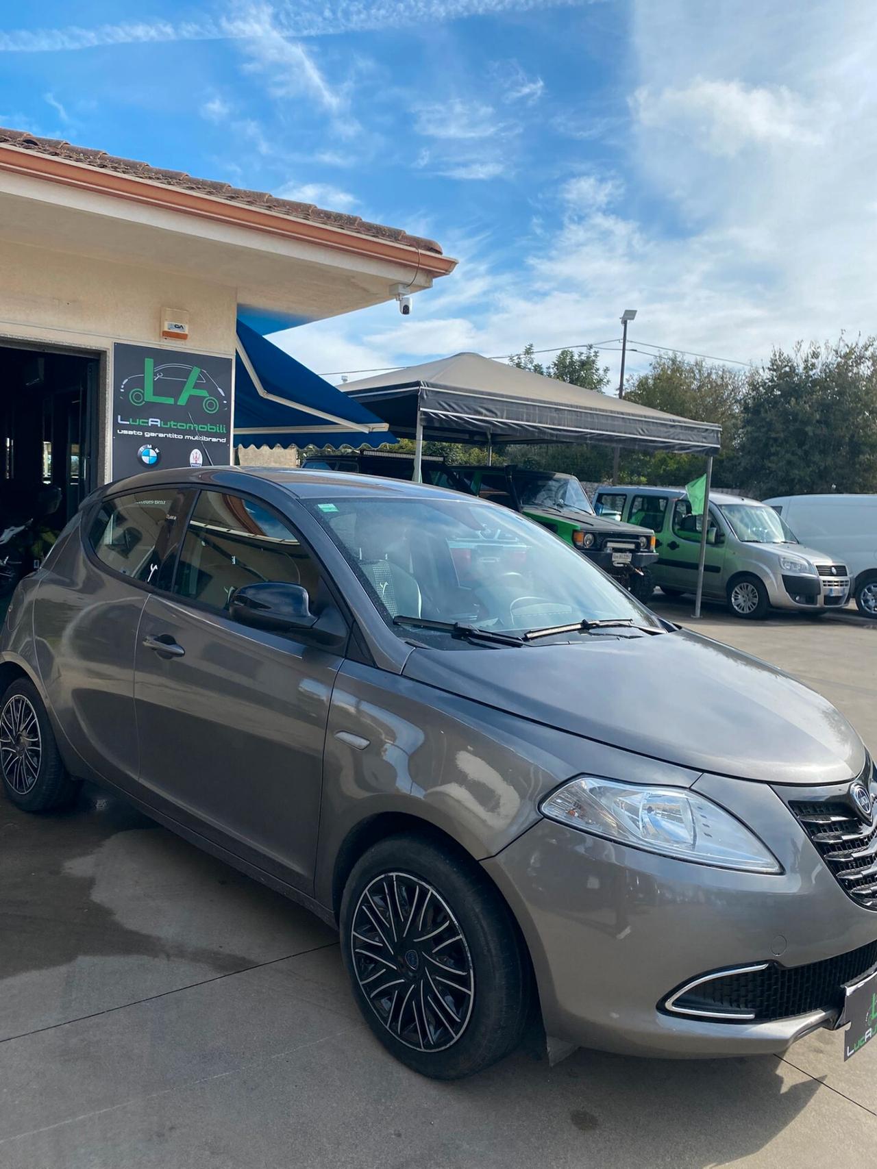Lancia Ypsilon 1.2 69 CV 5 porte GPL Ecochic Elefantino