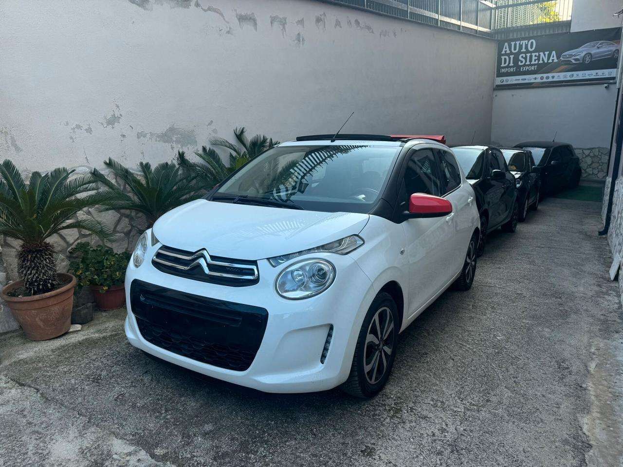 Citroen C1 VTi 68 ETG 5 porte Shine AUTOMATICA