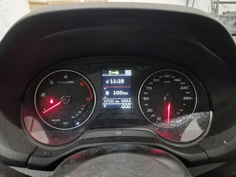 AUDI Q2 2.0 30 TDI BUSINESS S TRONIC SUV