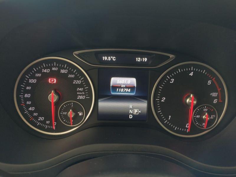 Mercedes-Benz Classe B B 200 d Automatic Sport Tech