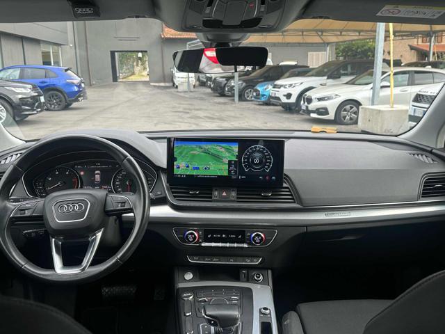 AUDI Q5 40 TDI quattro S tronic Business