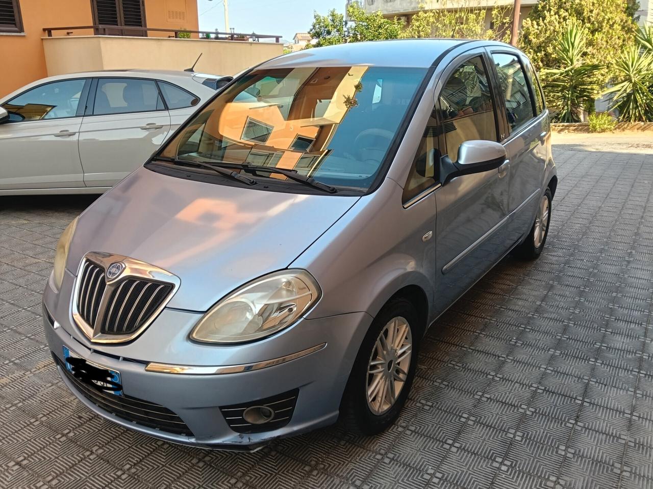 Lancia MUSA 1.3 Mjt 16V 95 CV S&S DPF Oro